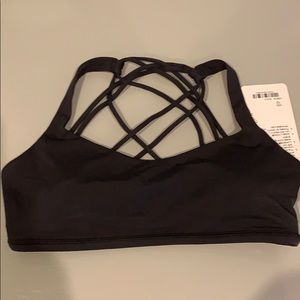 NWT lululemon free to be bra - wild